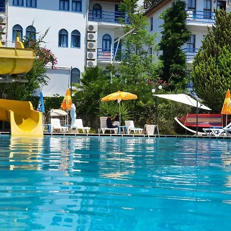Silver Pine Szálloda 3*